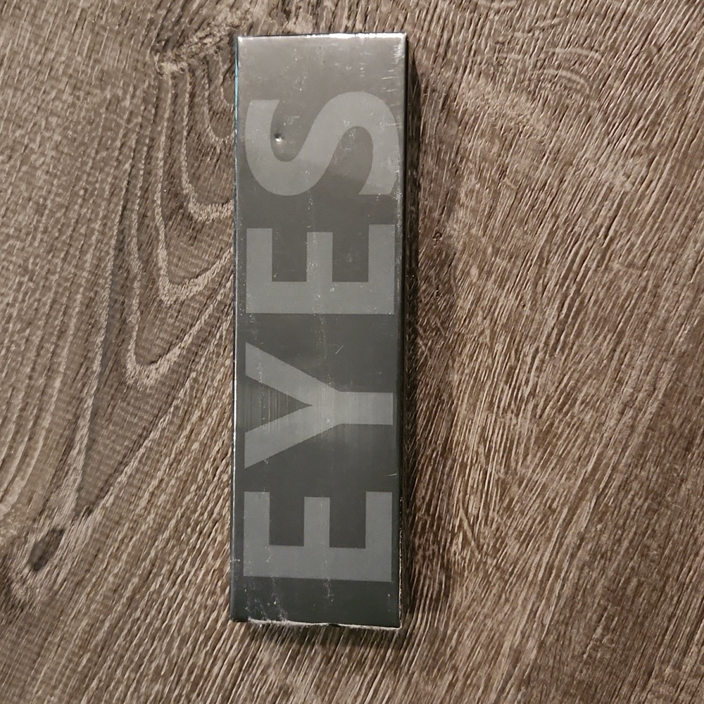 NWT Focallure Eyeshadow - Neutral Shades